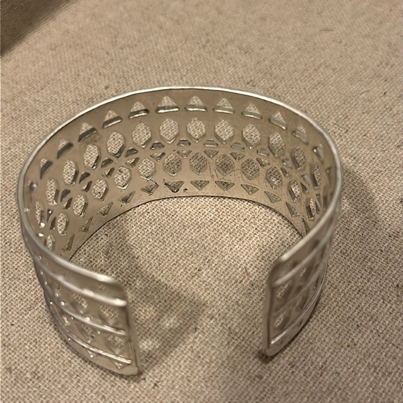 Stella & Dot Plait Cuff Bracelet Silver - Picture 2 of 3